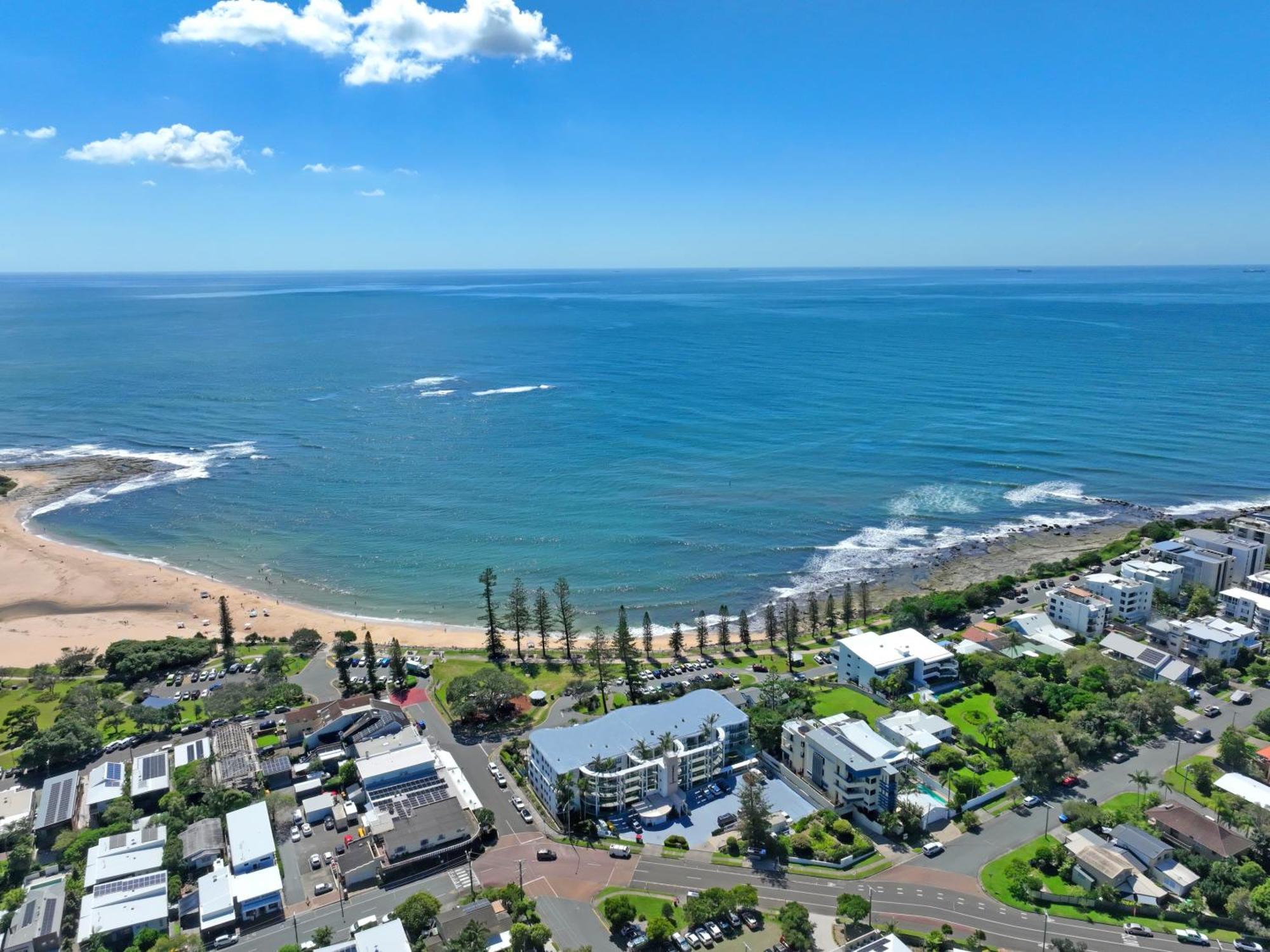 The Norfolks On Moffat Beach Caloundra Extérieur photo