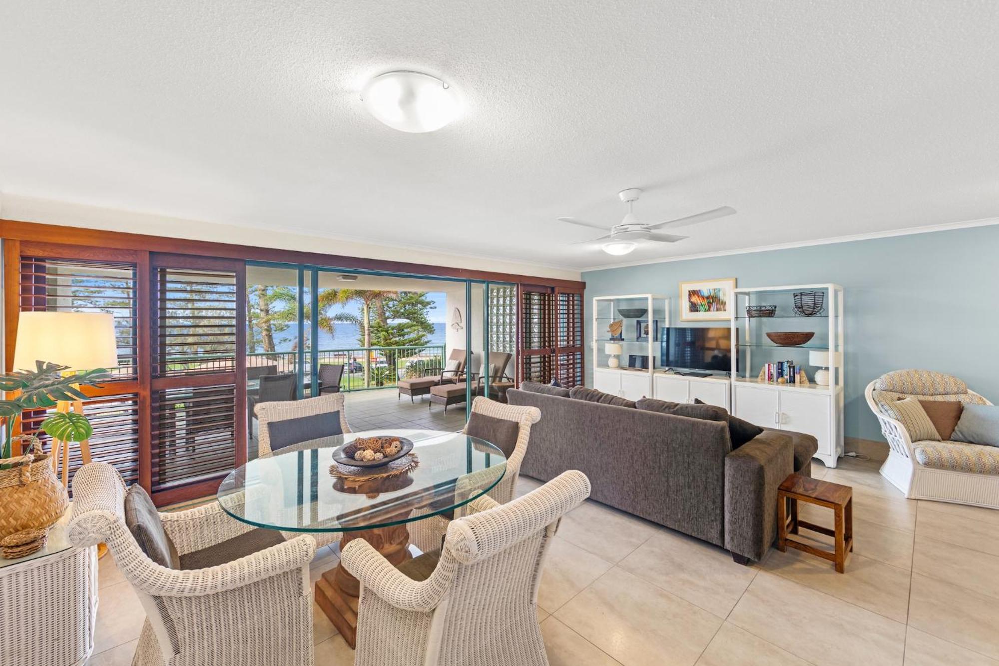 The Norfolks On Moffat Beach Caloundra Extérieur photo