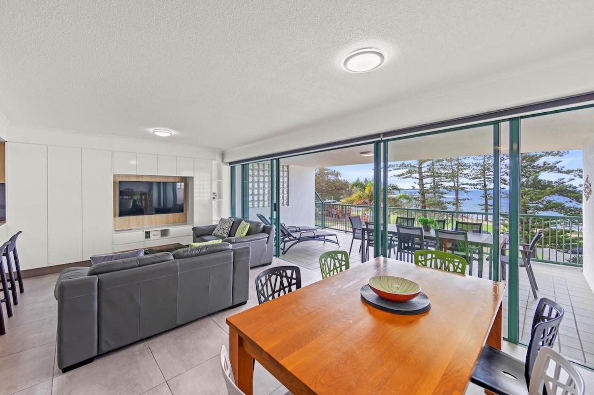 The Norfolks On Moffat Beach Caloundra Chambre photo