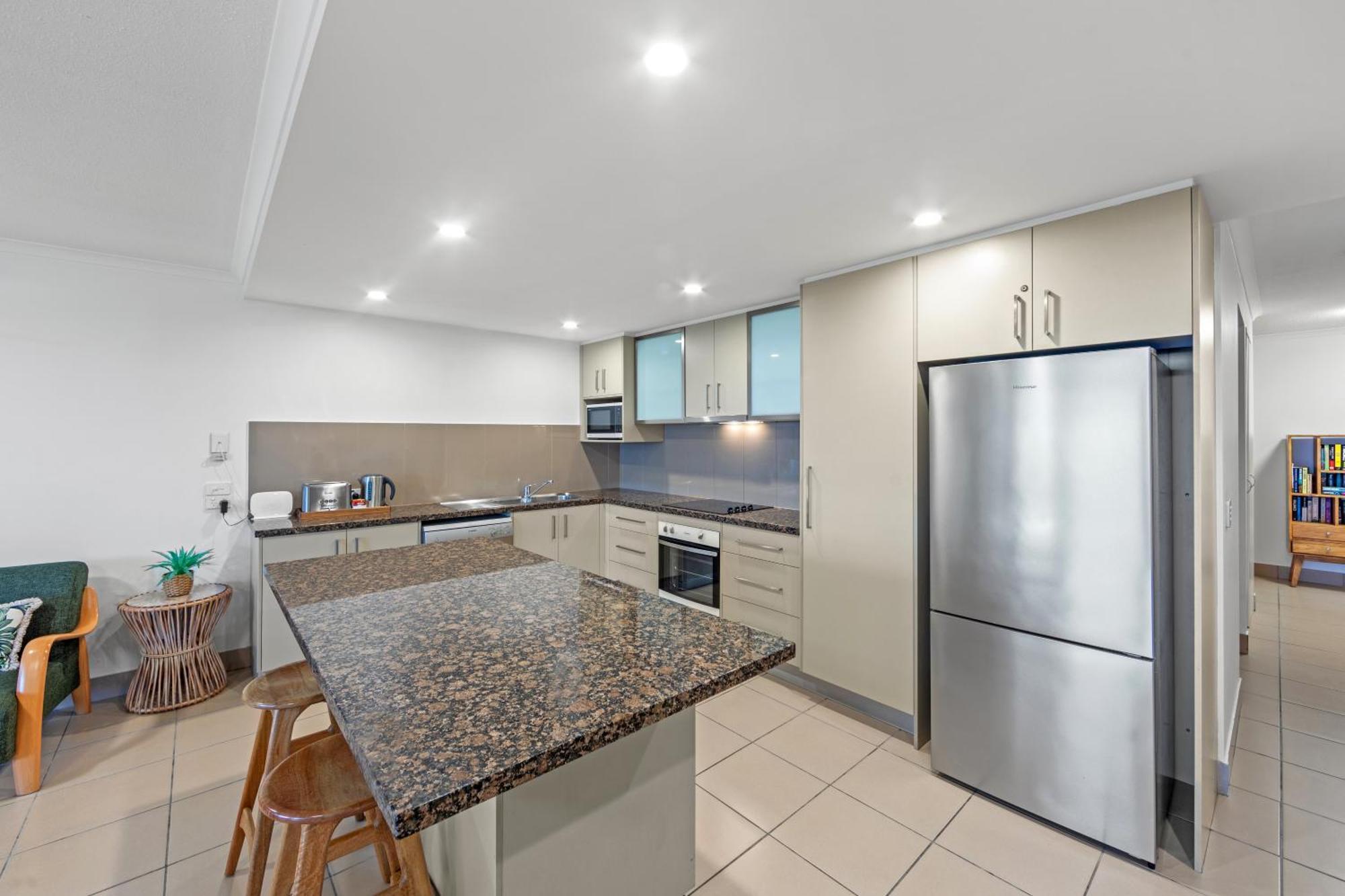 The Norfolks On Moffat Beach Caloundra Chambre photo